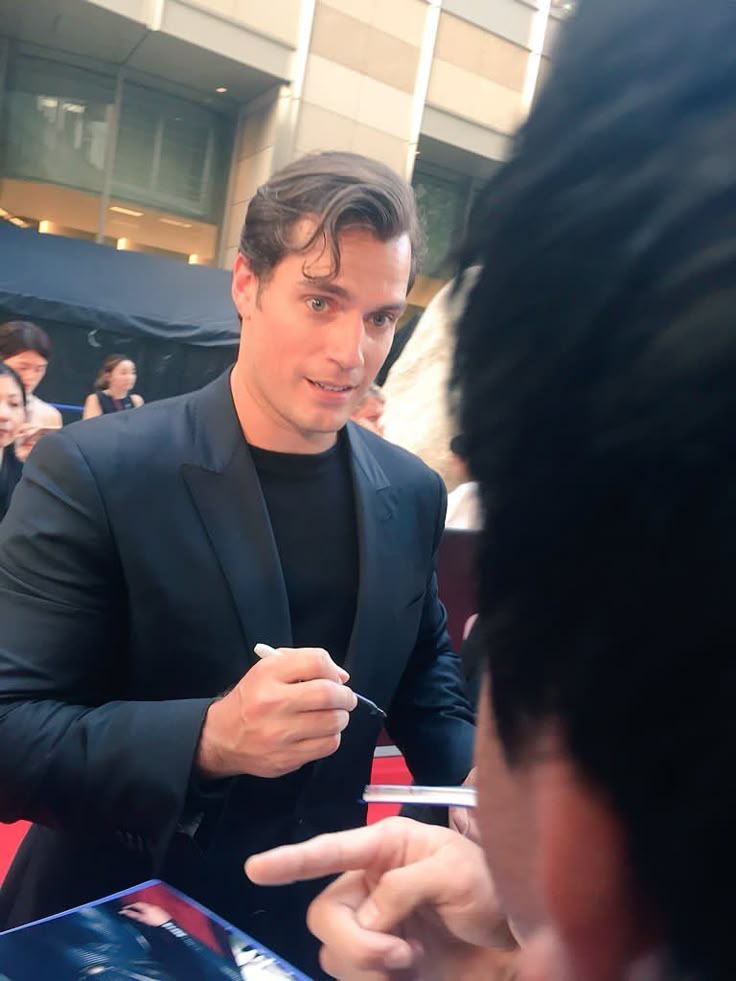 Henry Cavill